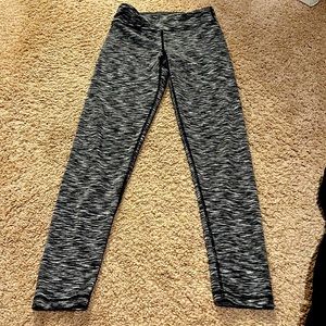 Kids black and white leggings - size 12